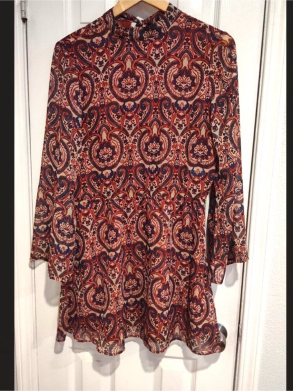 cupcakes & cashmere Paisley Long Sleeve Dress in Rust and Navy